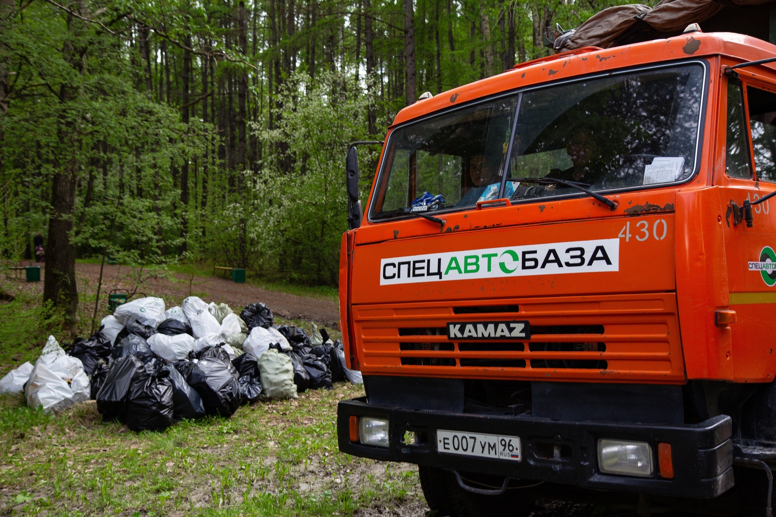 В майские праздники регоператор будет вывозить отходы в штатном режиме